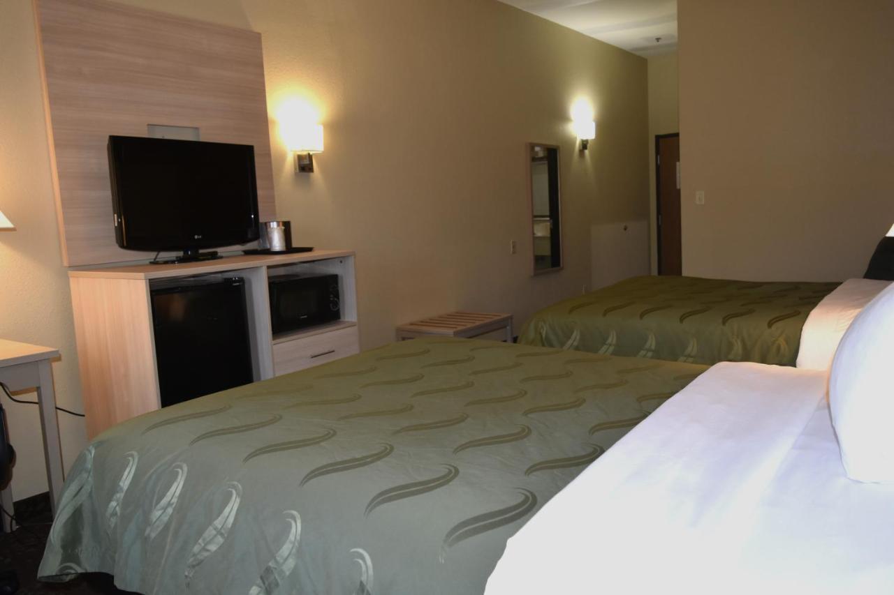 Quality Inn & Suites Brooks Louisville South Экстерьер фото