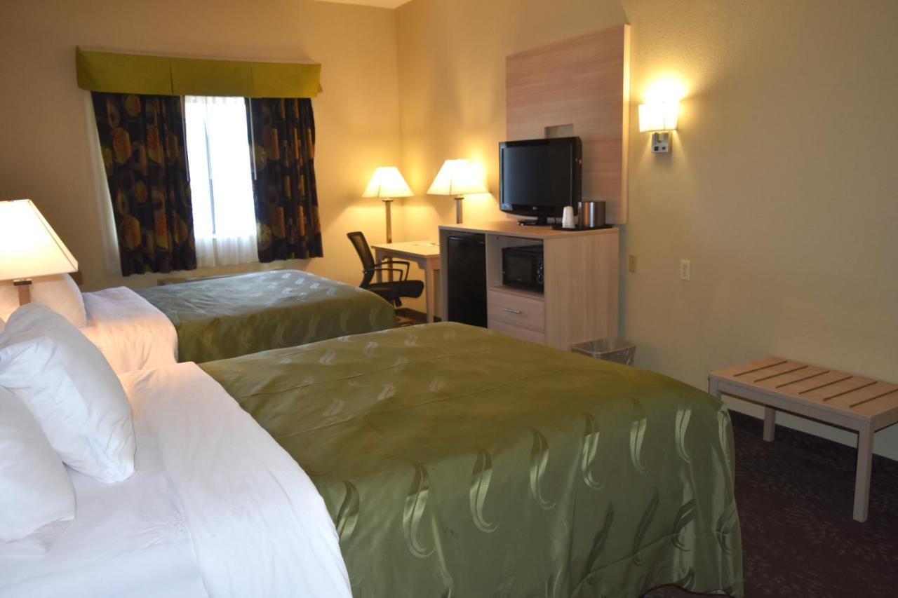 Quality Inn & Suites Brooks Louisville South Экстерьер фото