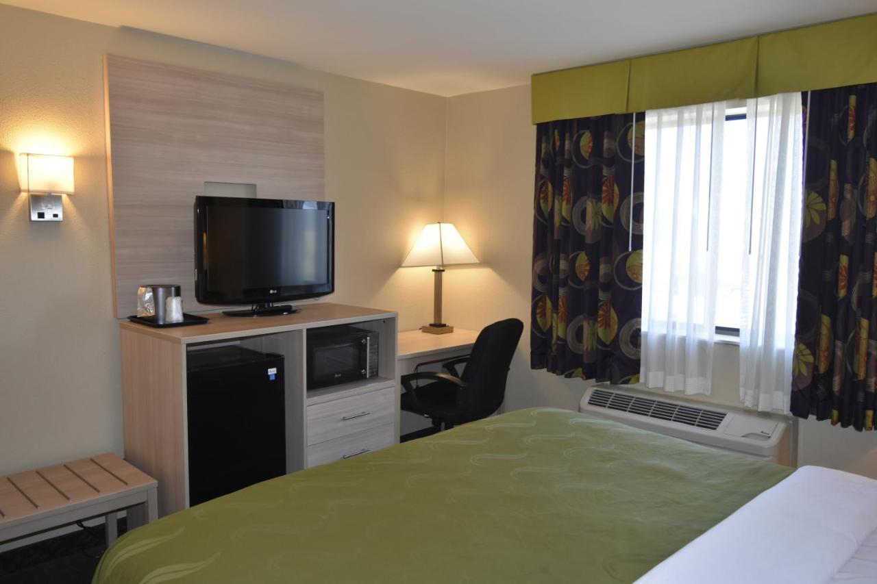 Quality Inn & Suites Brooks Louisville South Экстерьер фото