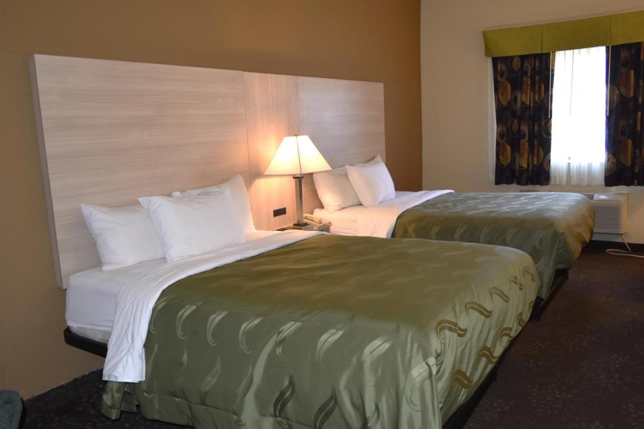 Quality Inn & Suites Brooks Louisville South Экстерьер фото