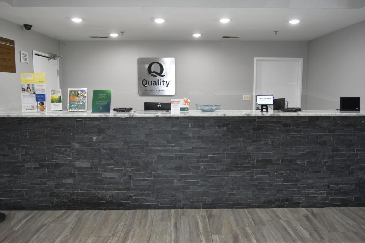 Quality Inn & Suites Brooks Louisville South Экстерьер фото