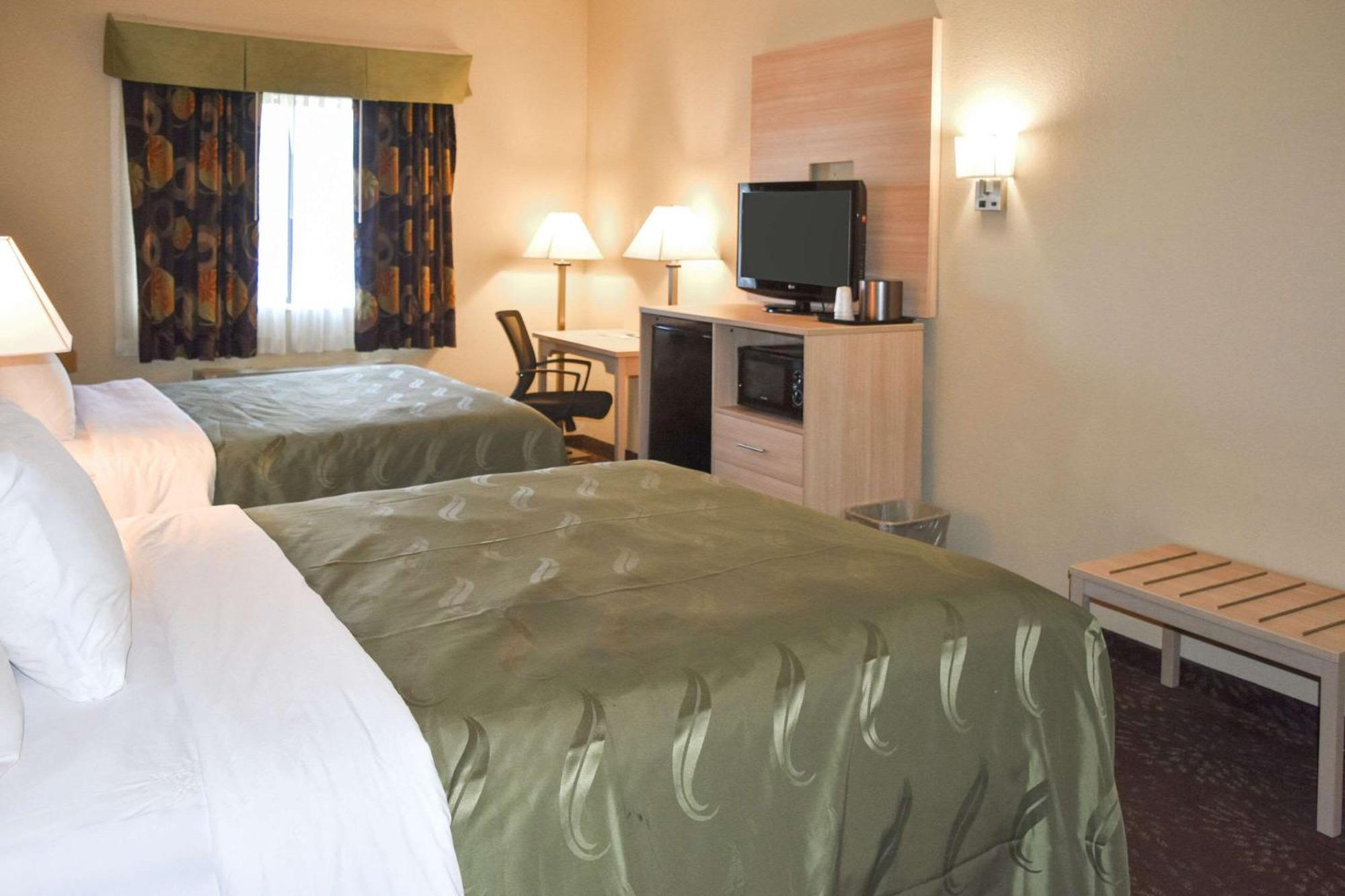 Quality Inn & Suites Brooks Louisville South Экстерьер фото