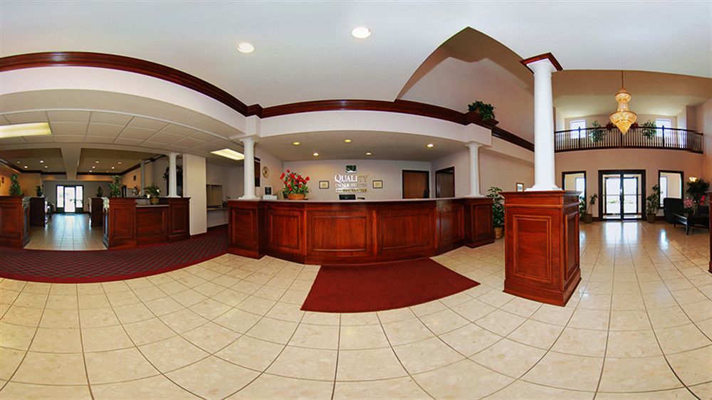 Quality Inn & Suites Brooks Louisville South Экстерьер фото